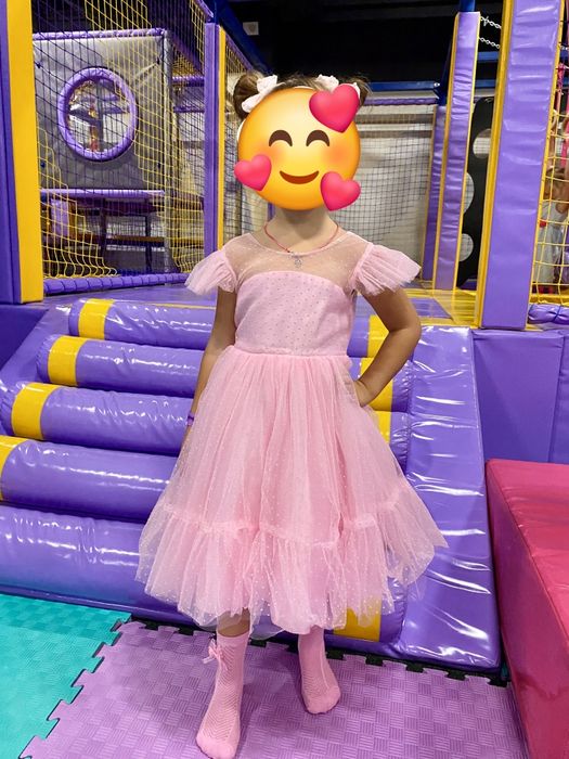 Нарядное платье 5-8 лет