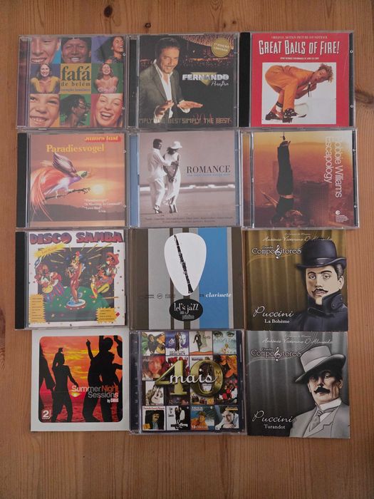 Conjunto 31 CD's de música variada