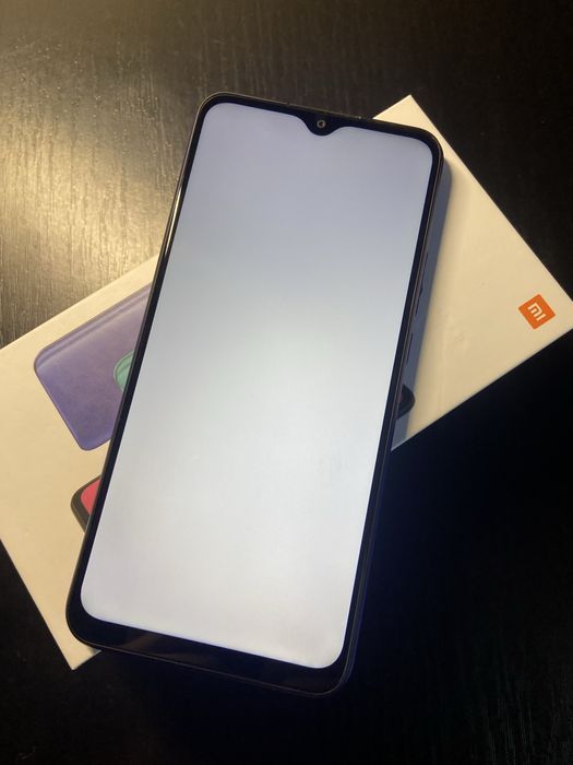 Телефон redmi 9,в майже ідеальному стані(все зображено на фото).