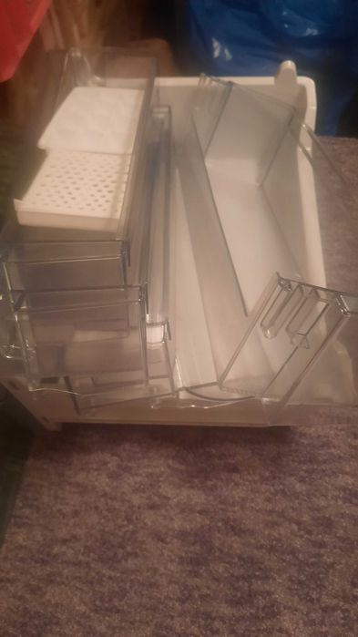 Szuflady i półki do lodówki SHARP SJ-BA05DTXL 1EU Nofrost