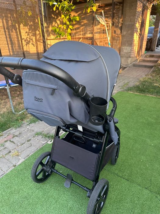 Продам коляску Bravo,в комплект входить дощовик і накидка