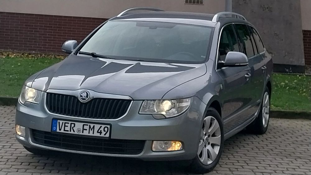 Skoda Superb 1.6Tdi*CR*Xenon*D•Navi*Doinwestowana