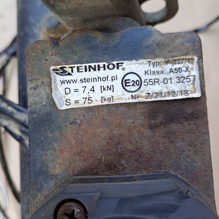 Hak holowniczy przykręcany do Ford Focus Kombi MK1