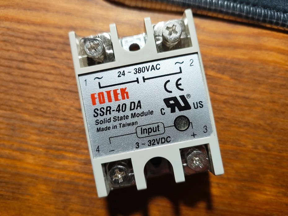 Однофазне твердотільне реле FOTEK SSR-40DA 40А
