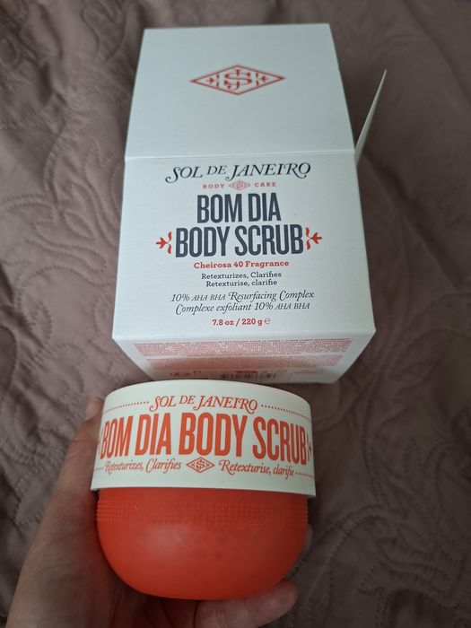 Peeling do ciała Sol de Janeiro