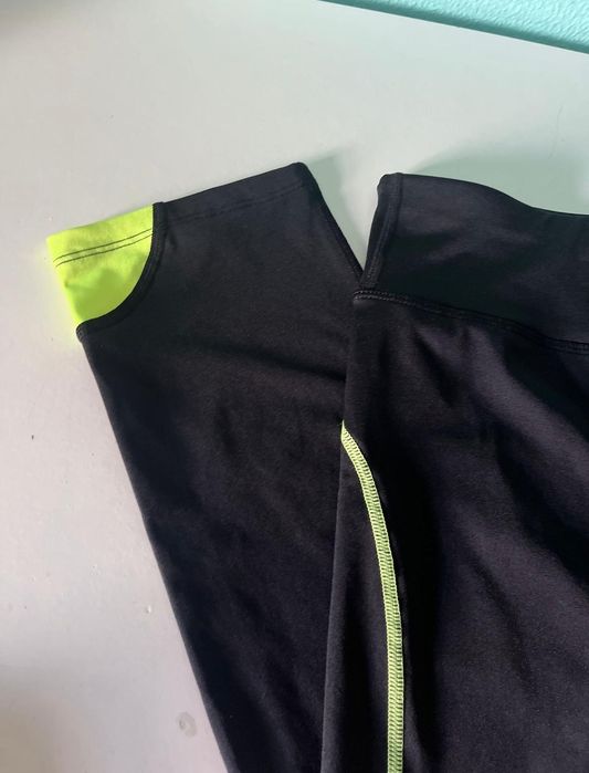 Leggings pretas pull and bear