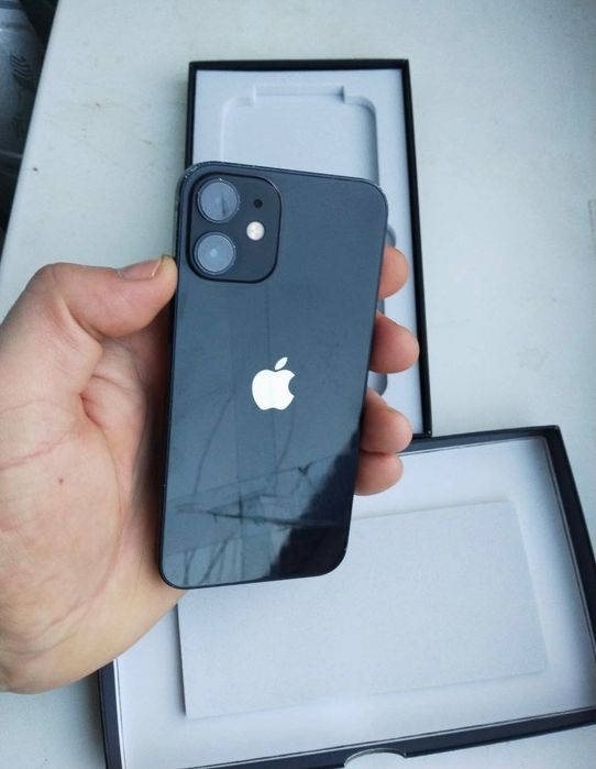 Айфон 12 міні  64