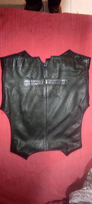 Colete de pele genuína