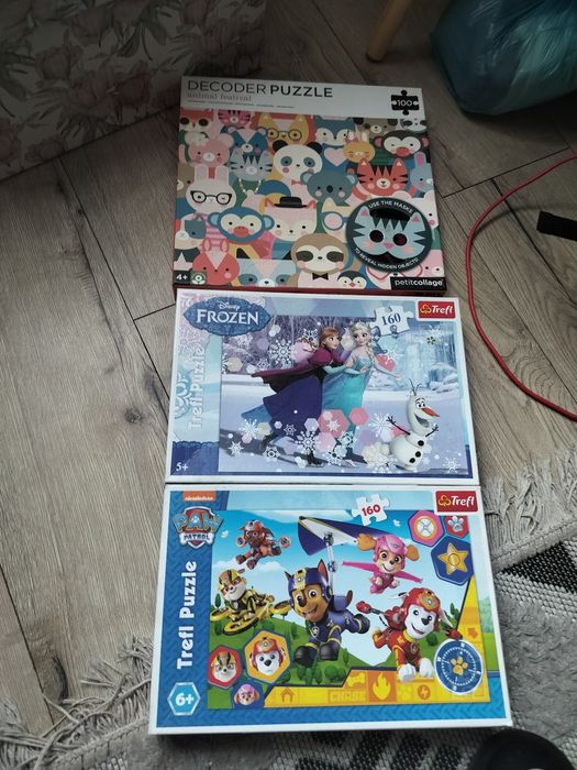 Zestaw puzzli ze zdjęcia