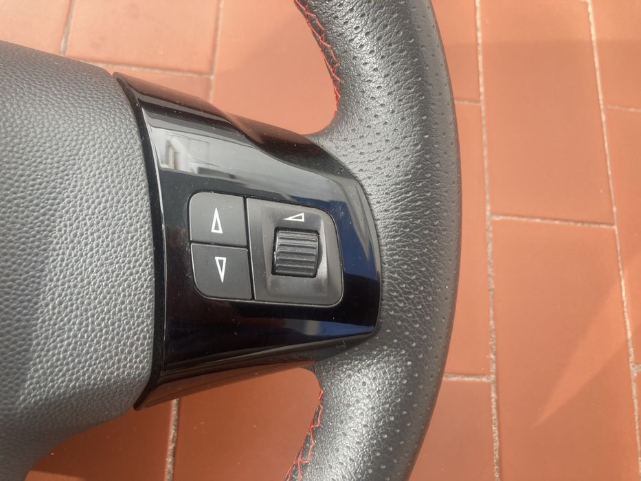 Volante Opel Corsa D Novo