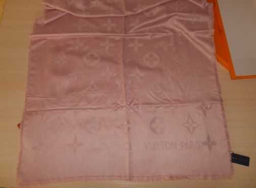 Louis Vuitton Chusta Szalik, Francja
