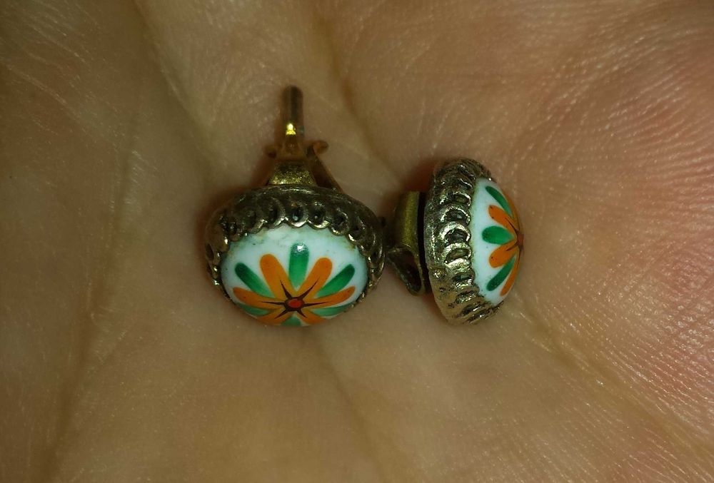 Серёжки СССР финифть серьги гвоздики пусеты