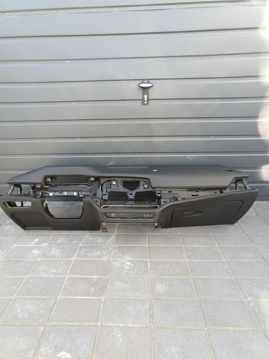deska konsola kokpit BMW G20 G21 G22 lift lci REGENERACJA