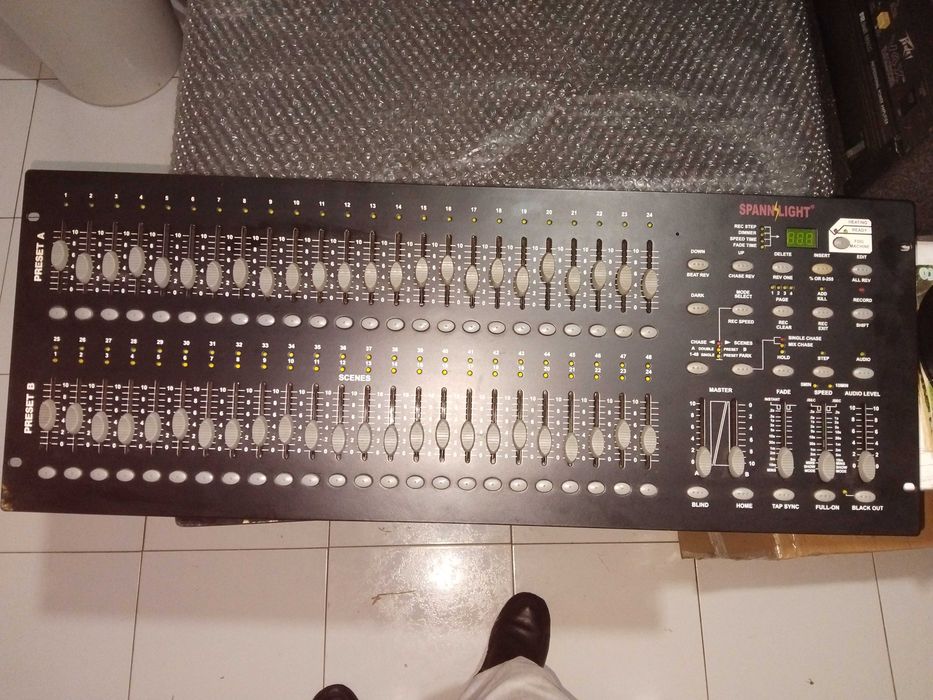 Mesa de Luzes Spann Light