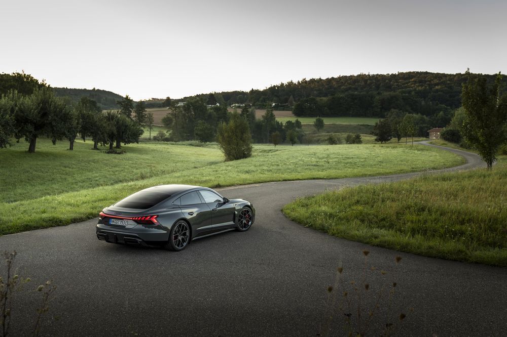 Audi RS e-tron GT quattro