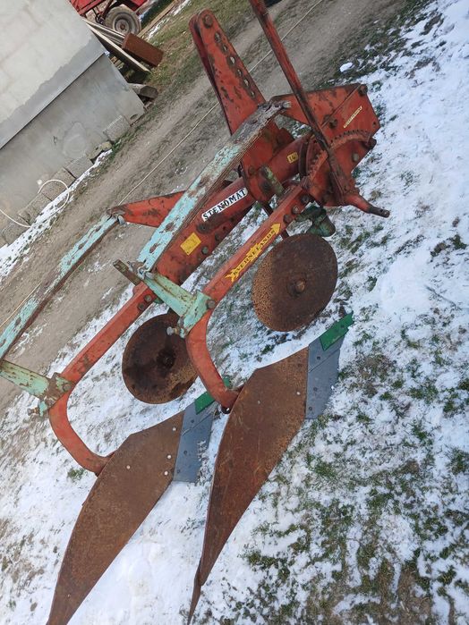 Плуг Квернеленд двокорпусний.