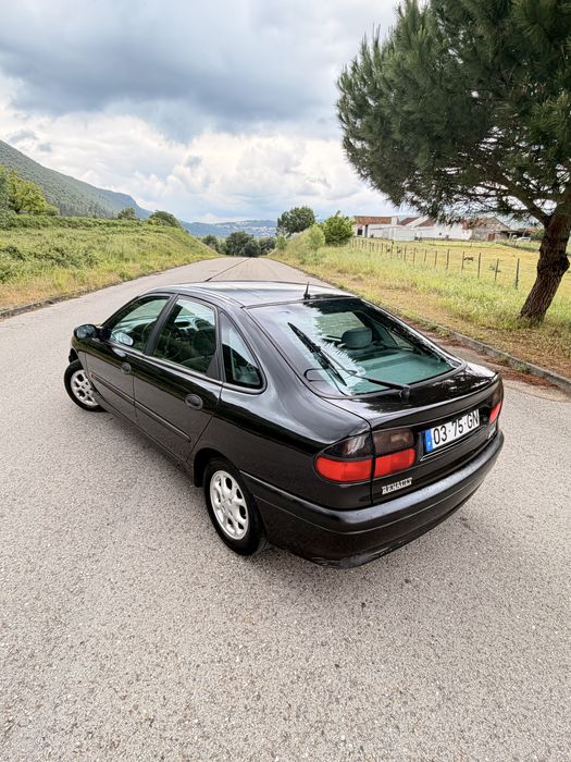 Renault Laguna RXE