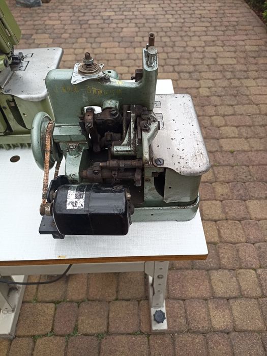 Maszyna do szycia overlock