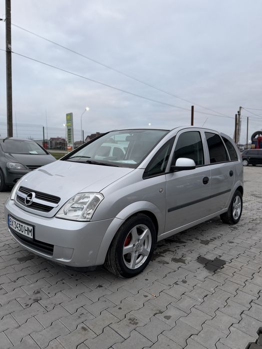 Автомобіль в хорошому стані. Без зауважень. Економний.