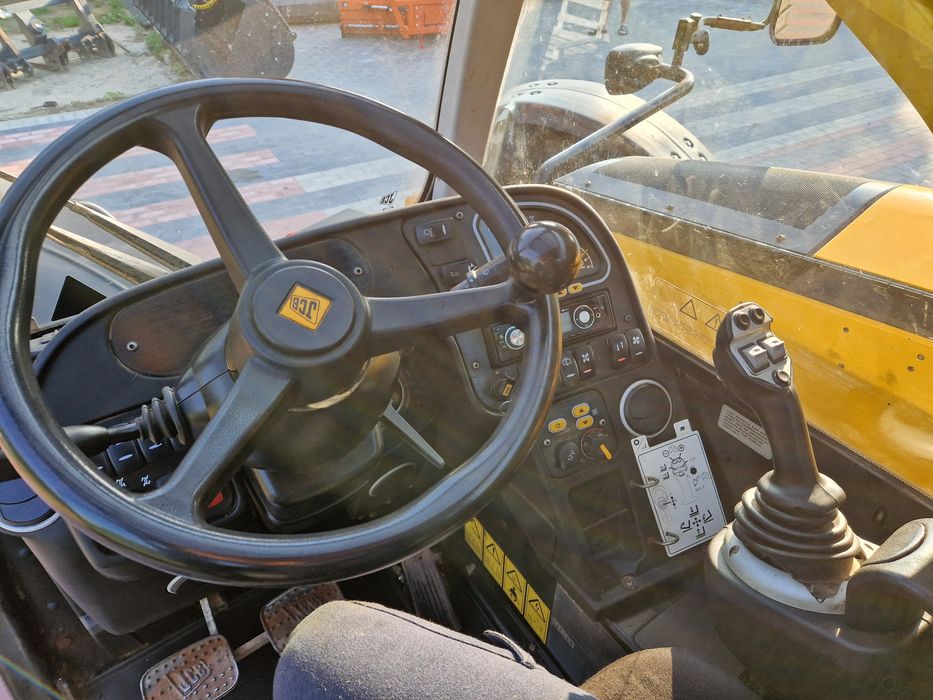 Ładowarka teleskopowa JCB 536-60 (jcb 531-70 merlo manitou 634 cat jcb 541