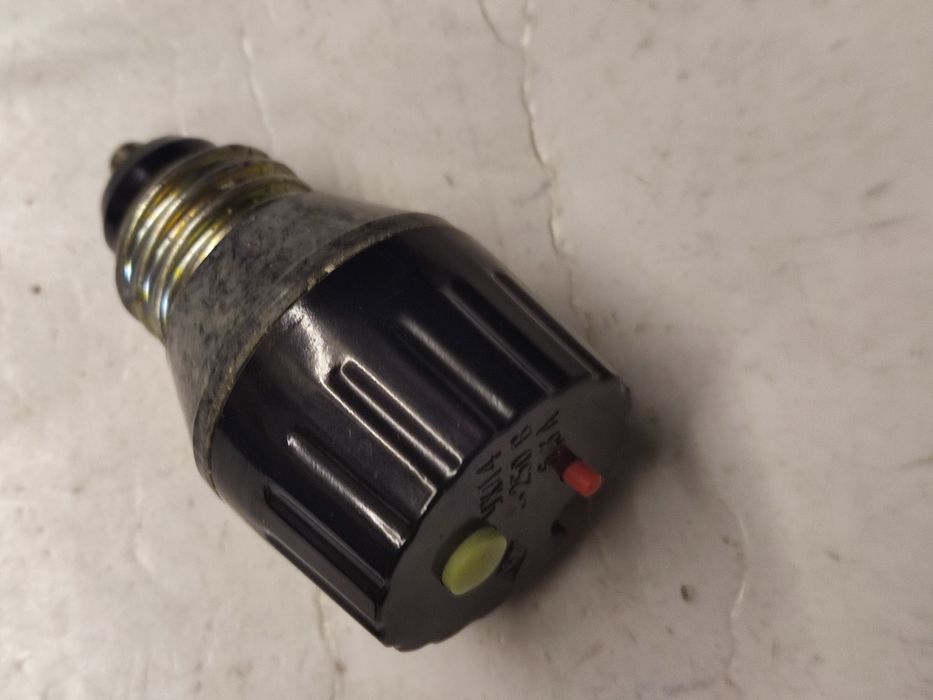 Запобіжник автоматичний УХЛ - 4