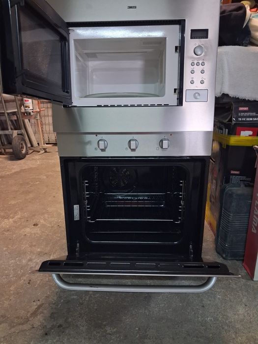 Microondas e forno Zanussi