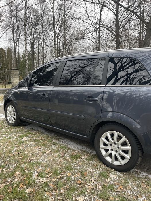 Продам Opel ZAFIRA B