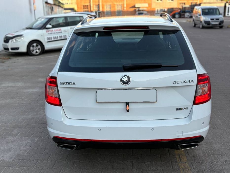 Розборка Skoda Octavia A7 VRS Бампер Фара Капот Крило Дверка Потолок