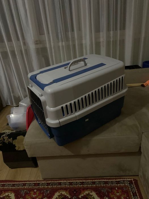 Продам переноску для животных.