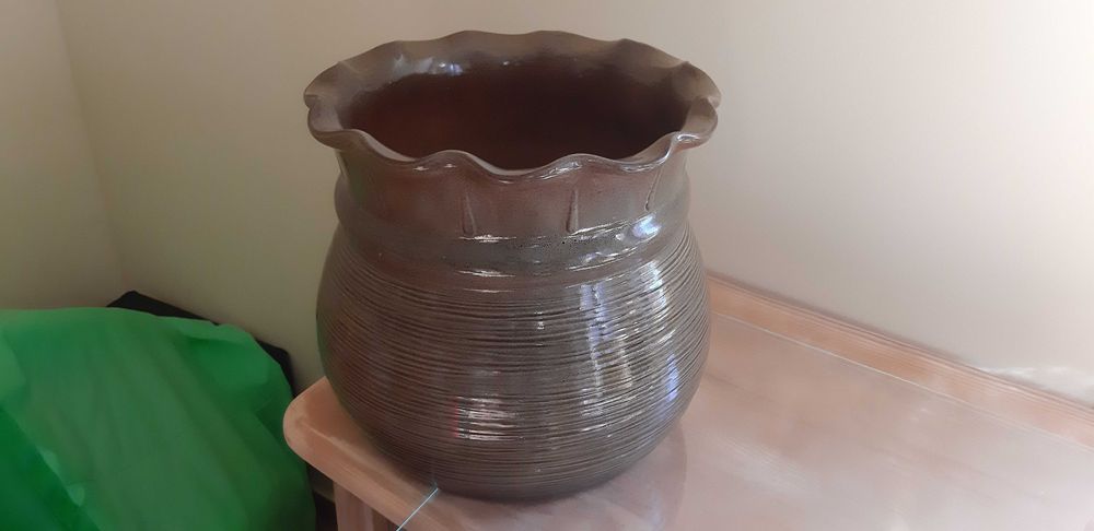 Donica duża, piękna,  jak nowa