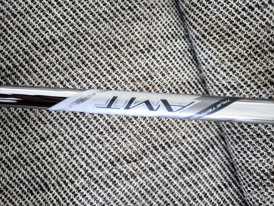 Titleist T150 – Ferro 4 (2025) – Estado Novo