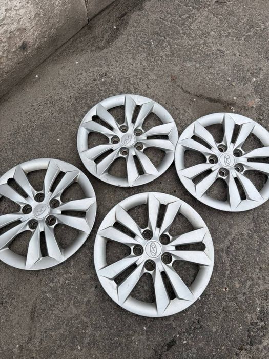 Продам колпаки hyundai