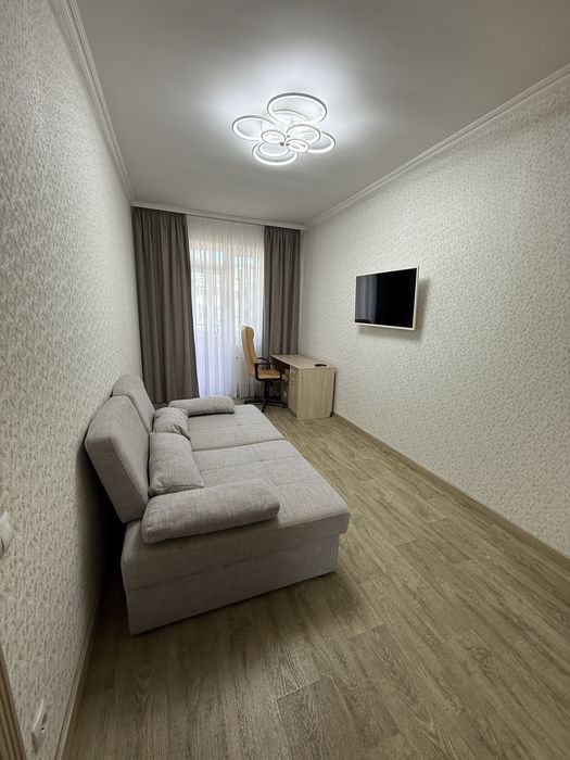 Продам 2 комнатную квартиру 70м2, ЖК Оливия