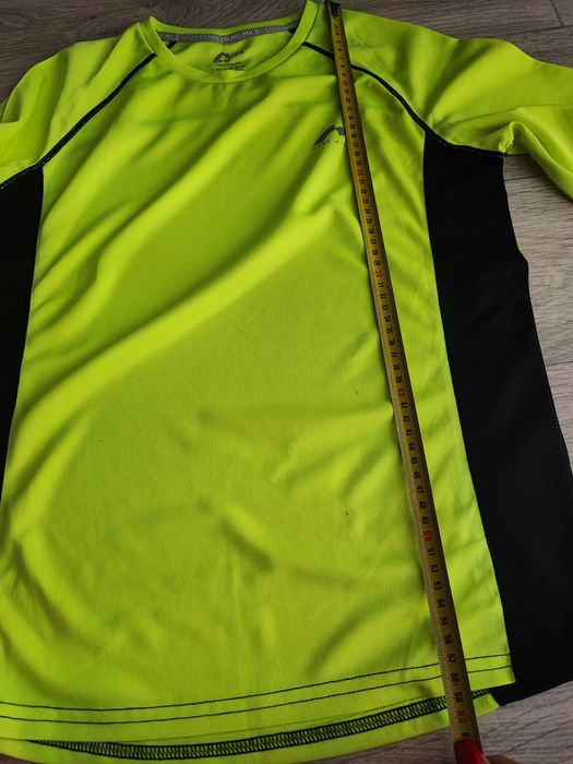 Реглан футболка для спорту