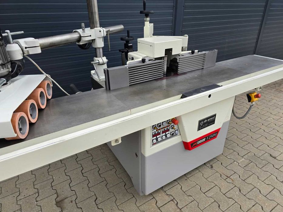 frezarka dolnowrzecionowa Casadei F250M