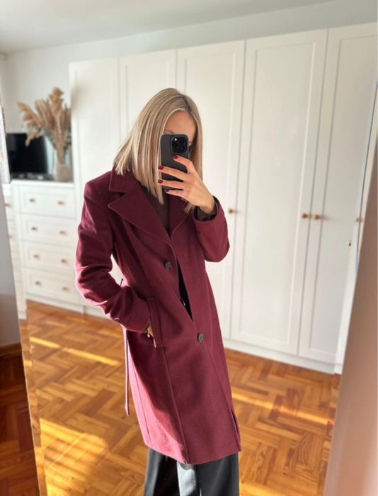 Bordowy burgund wełniany płaszcz Lavard