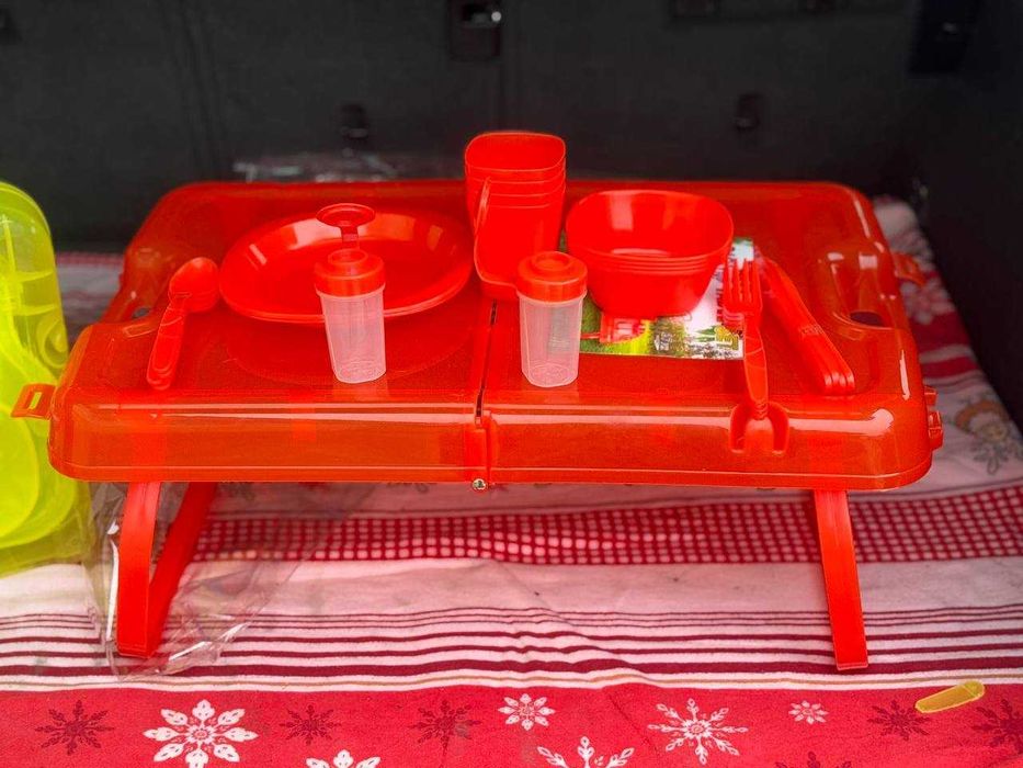 Набір для пікніка 4 особи 27 предметів