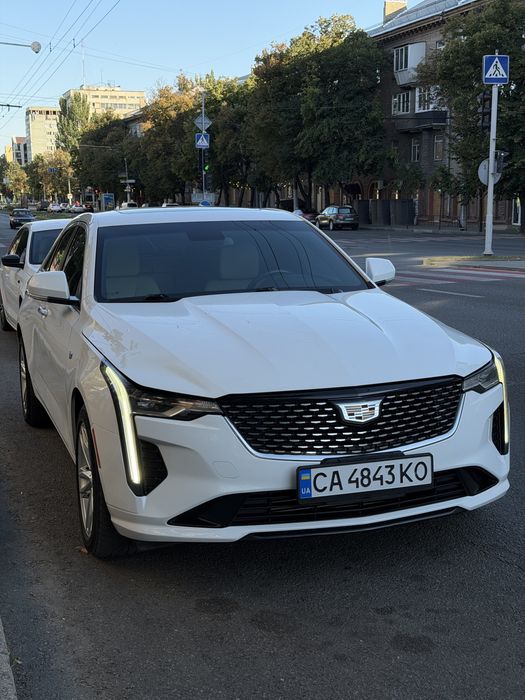 Кадилак CT4 350T AWD 2.0 turbo
