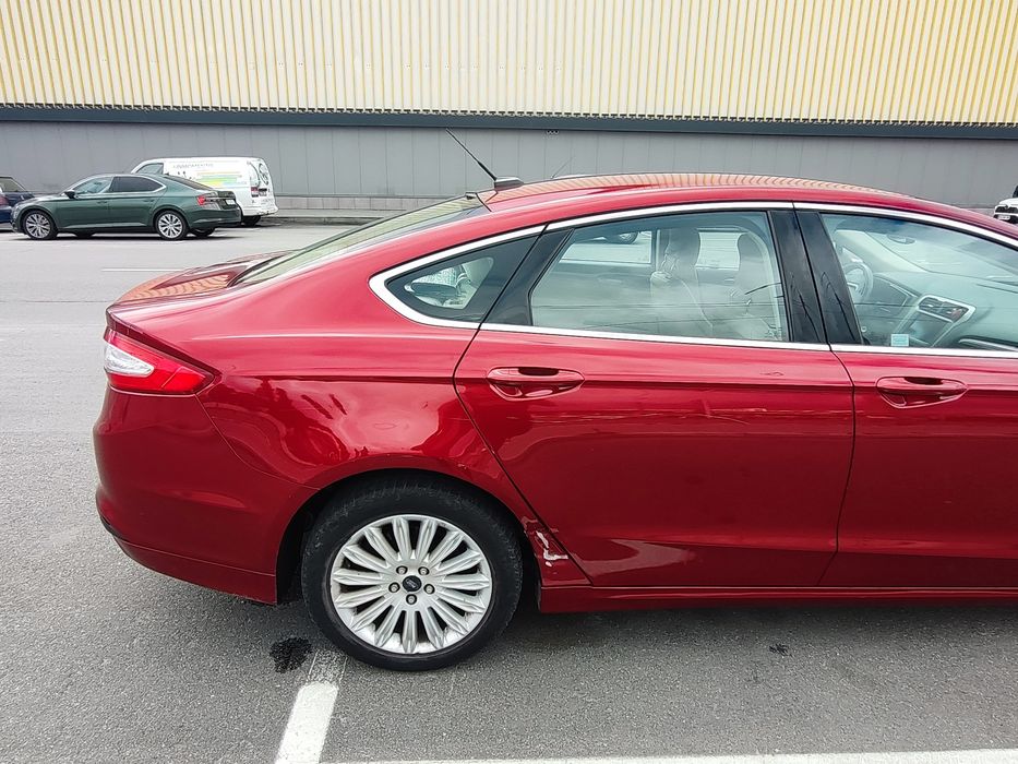 Продам Ford Fusion  2014