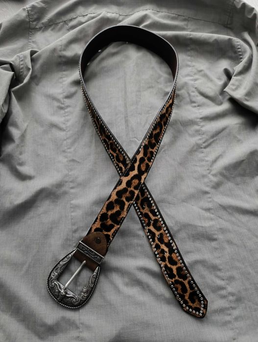 Pasek w panterkę klamra byk