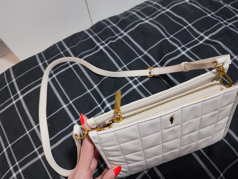 Kremowo złota torebka na pasku Ochnik