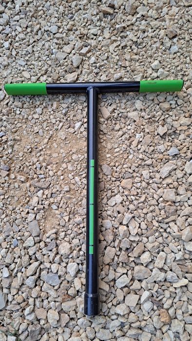 Uchwyt ręczny do wiertnicy