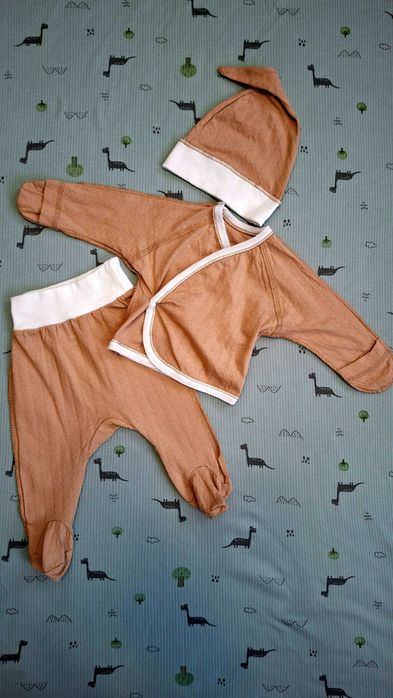 Продам красиві комплекти для малят (56-62 розмір)