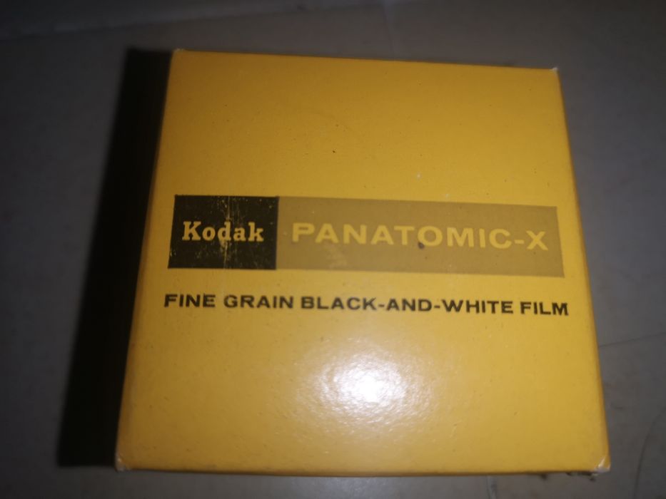 Kodak Panatomic-X rolo (35mm) 1957-60 black and white film