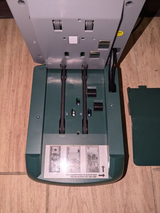 Детектор валют Docash