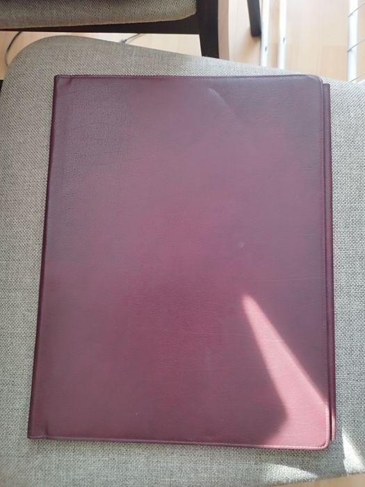 Zestaw 4 różnych etui z eko skóry