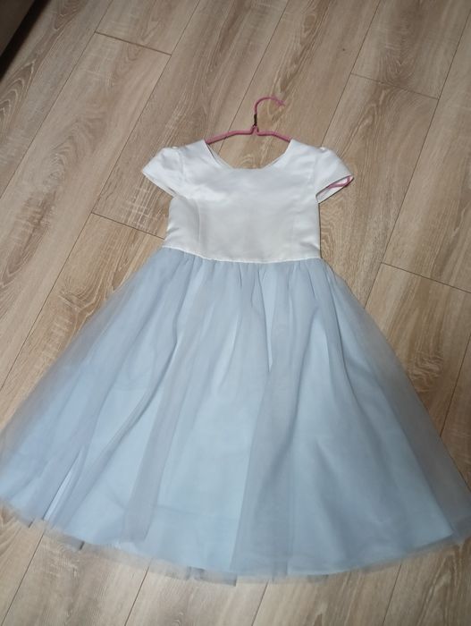 Святкова сукня на випускний