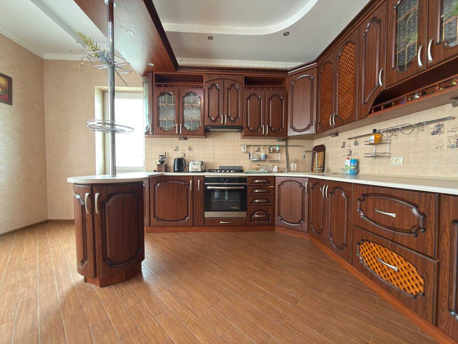 Продаж будинку у Бориславі