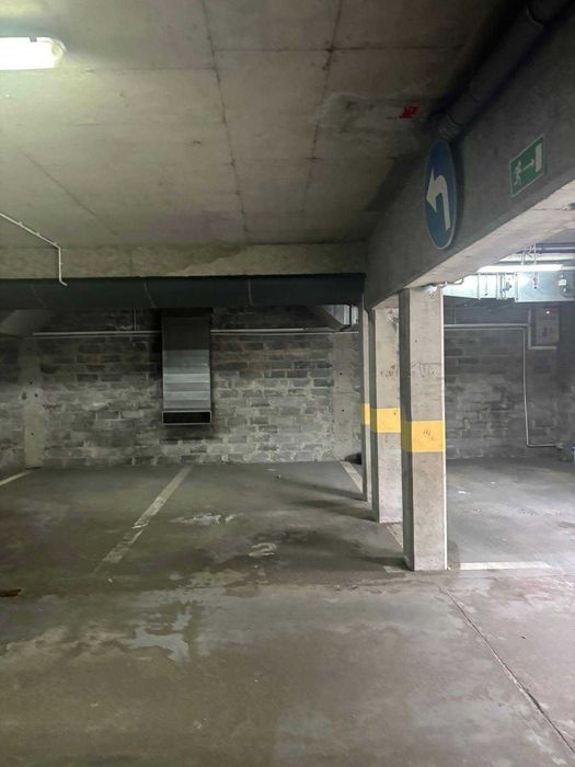 wynajmę miejsce postojowe w hali garażowej Osiedle przy Młynie Reda