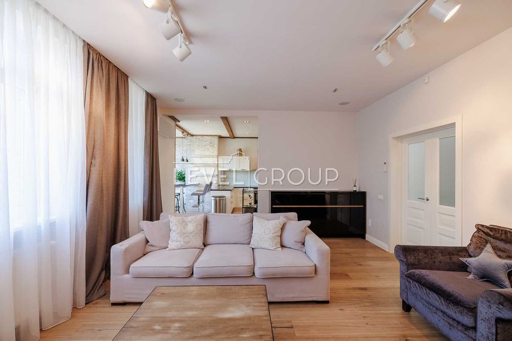 ЖК Пори року (Времена года) 3-к з якісним ремонтом